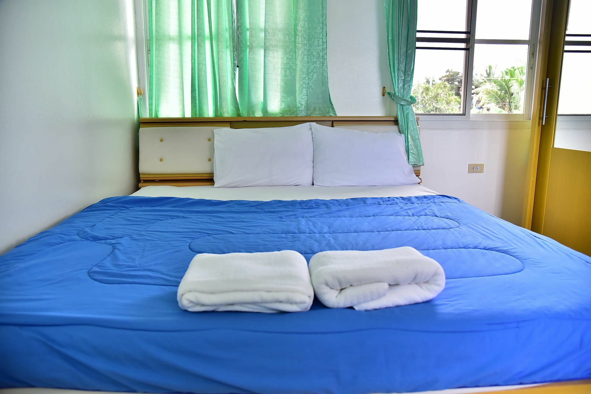 Sun Beach Guesthouse Prachuap Khiri Khan Ngoại thất bức ảnh