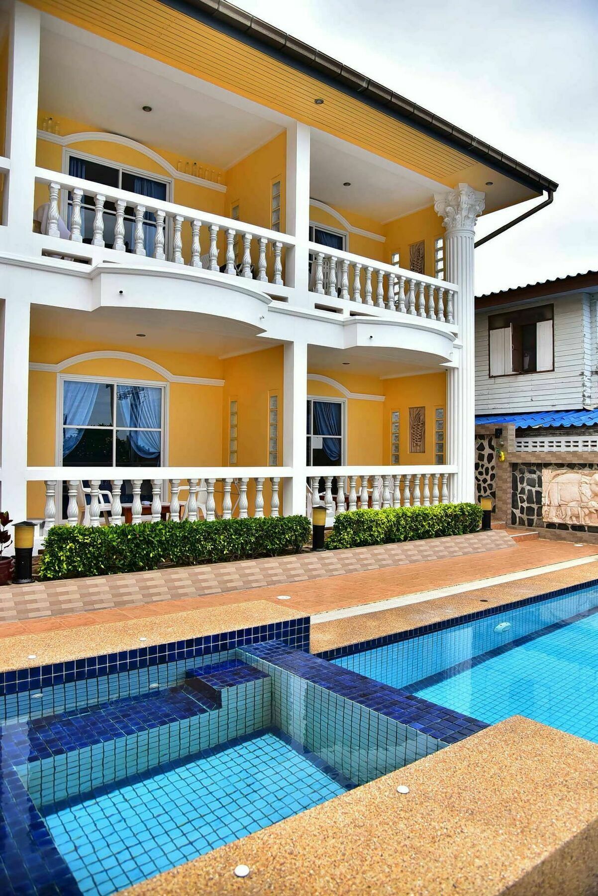 Sun Beach Guesthouse Prachuap Khiri Khan Ngoại thất bức ảnh