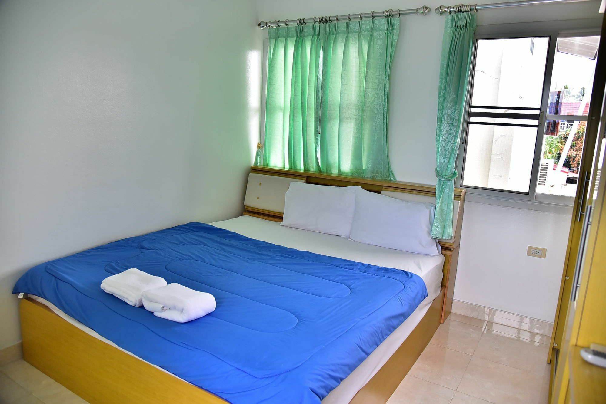 Sun Beach Guesthouse Prachuap Khiri Khan Ngoại thất bức ảnh